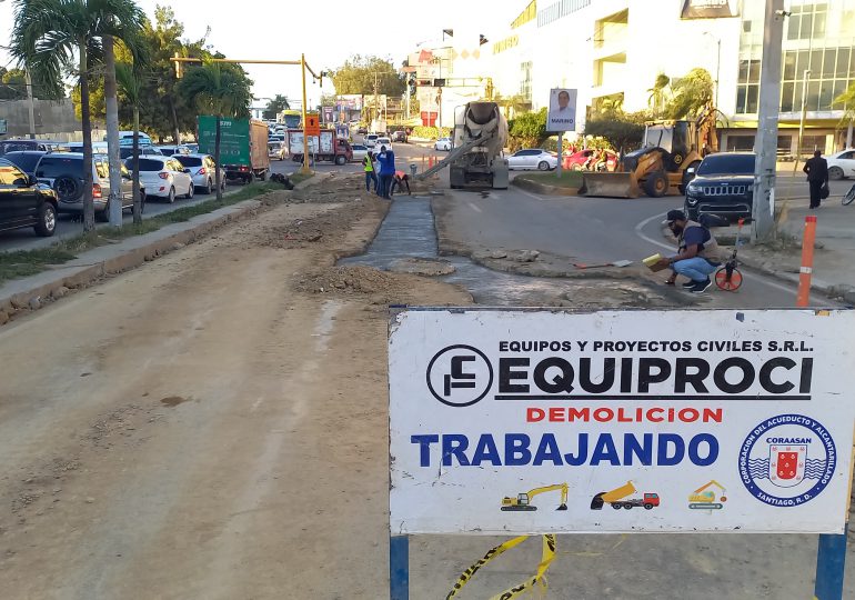 VIDEO | Etapa II ampliación  colector aguas residuales avenida 27 de febrero se encuentra en la fase final