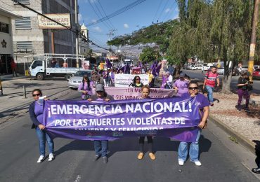 Mujeres marchan contra la alza de feminicidios en Honduras