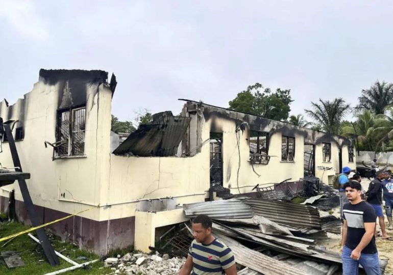 Revelan fallas en respuesta a incendio que dejó 20 muertos en internado escolar indígena en Guyana