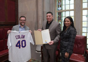 Legisladores Dominicanos en New York honran a Bartolo Colón con la Resolución J1599 destacando sus notables logros