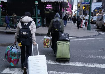 Camino de espinas para familias solicitantes de asilo en Nueva York