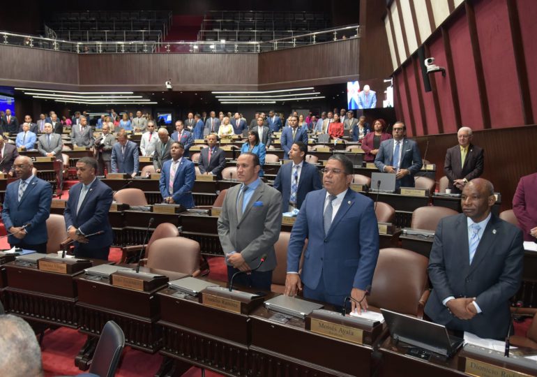 Diputados ratifican varios convenios y declaran a Pedernales, provincia ecoturística