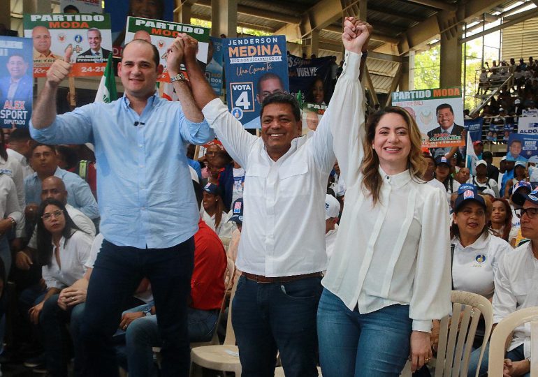 Junior Santos recibe apoyo del Movimiento Agentes del Cambio