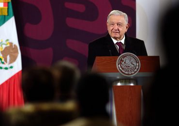 Presidente de México acusa a adversarios de jaqueo de datos personales de periodistas