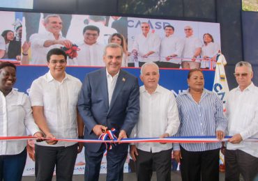 Gobierno entrega saneada cañada Cachón Oeste en Santo Domingo Este