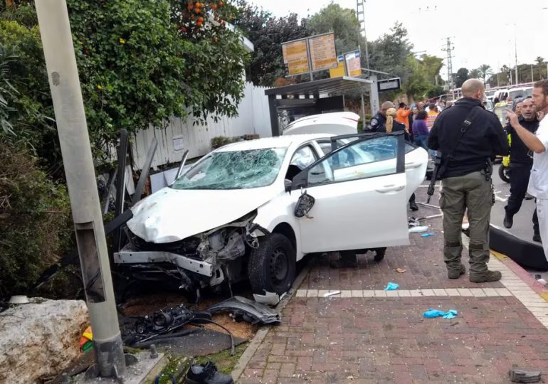 Atentado en Israel: al menos un muerto tras atacante atropellar a 18 personas