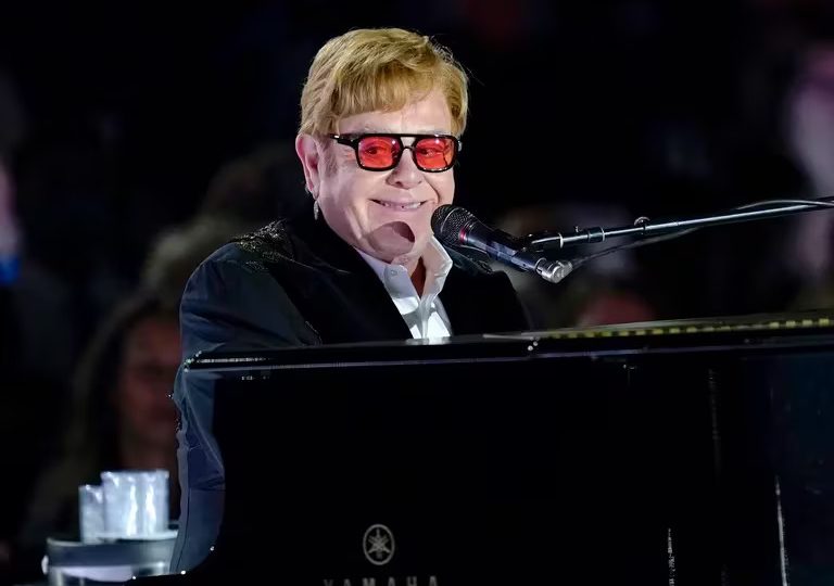 Elton John gana su primer premio Emmy y alcanzó el estatus "EGOT"