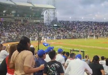 VIDEO | A casa llena Tigres y Leones en el Estadio Quisqueya