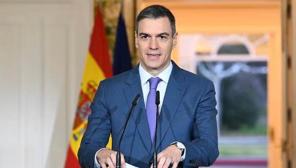 España sigue con "preocupación" por la situación en Ecuador, dice Pedro Sánchez