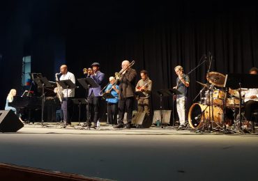 VIDEO | Profesores de "Berklee Santo Domingo 2024" realizan concierto demostración para estudiantes
