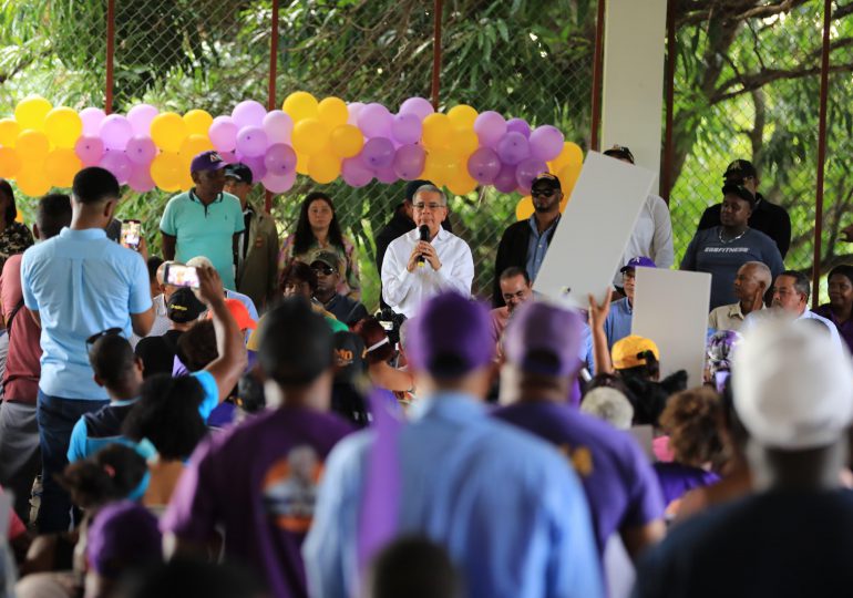 Cebolleros piden retornen las visitas sorpresas de Danilo Medina