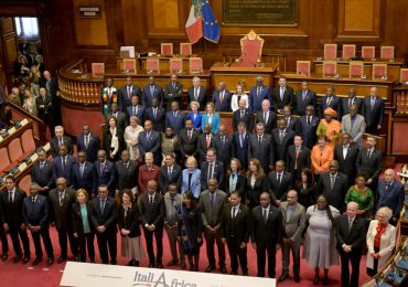 Italia presenta un ambicioso plan de cooperación con África