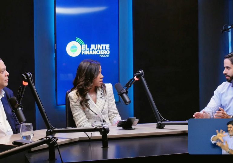 Banco Santa Cruz anuncia segunda temporada del podcast "El Junte Financiero" para 2024