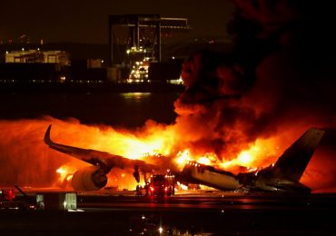 Los pilotos de Japan Airlines no vieron al avión con el cual chocaron