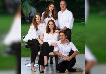 Expulsan a México a familia de exdirectora de Miss Nicaragua, según oposición