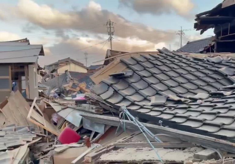 VIDEO | Violentos sismos en Japón provocan olas de tsunami