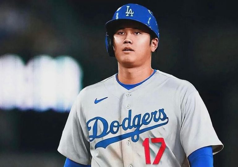 Ohtani brinda un espectáculo en su debut de pretemporada con los Dodgers