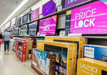 Walmart anuncia mejores resultados de lo esperado y compra fabricante de TV Vizio