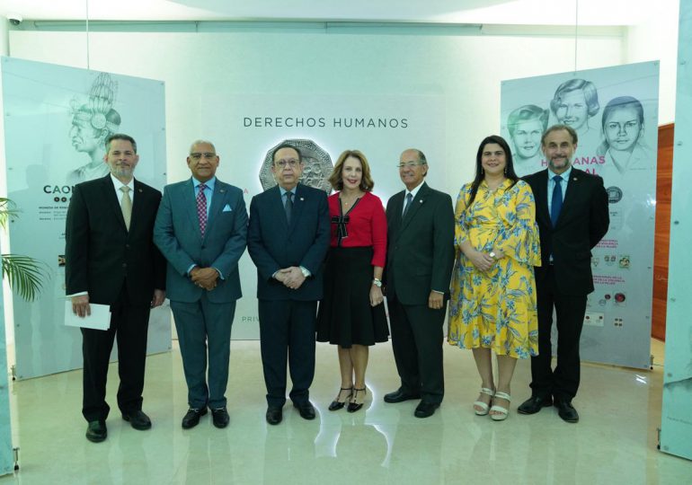 Banco Central apertura exposición ‘Los derechos humanos en la numismática y la filatelia dominicanas’