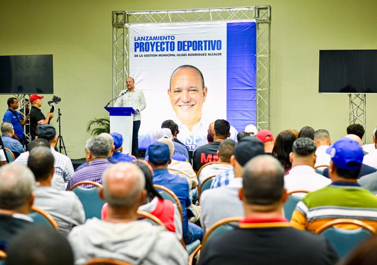 Ulises Rodríguez presenta su proyecto para la alcaldía "Santiago Ciudad Activa y Deportiva"