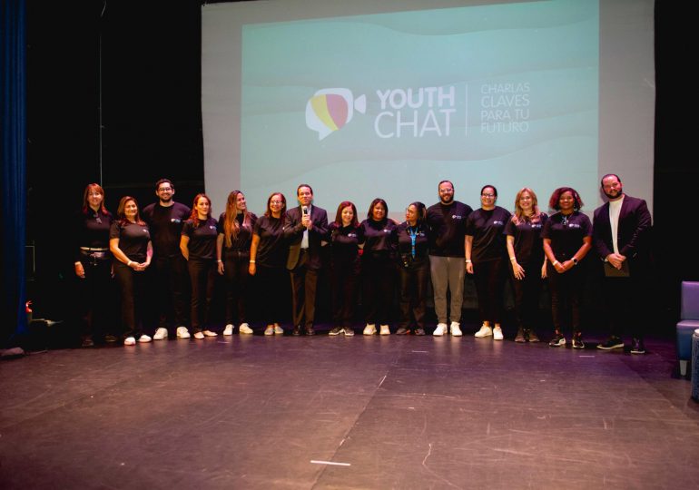 Éxito en el Youth Chat RD 2024 organizado por Fundación Siguiendo sus Huellas