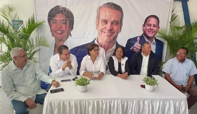 PASOVE oficializa la boleta congresual de la provincia Dajabón; presenta proyectos políticos de senadora y diputada