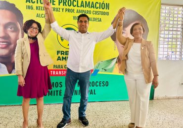 Frente Amplio oficializa candidatura de Kelvin Cruz en La Vega