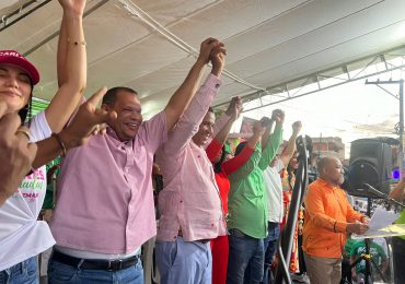 Empresario del transporte de pasajeros de Los Guaricanos insta a choferes y munícipes respaldar a Carlos Guzmán y Víctor Pavón
