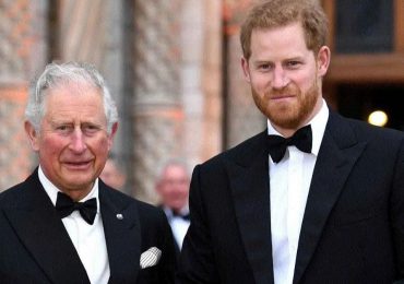 Príncipe Harry habló con su padre Carlos III tras diagnóstico de cáncer y viajará en los próximos días a Inglaterra