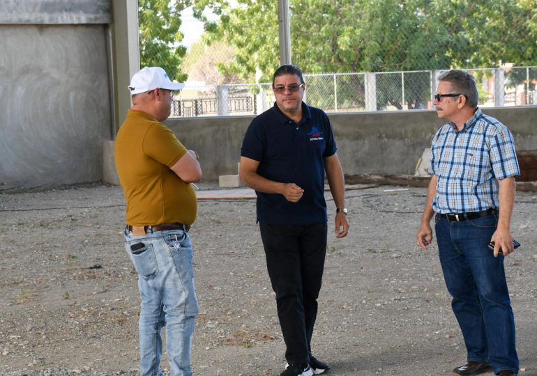 Camacho: en dos meses concluirá construcción polideportivo de Sabana Yegua, en Azua