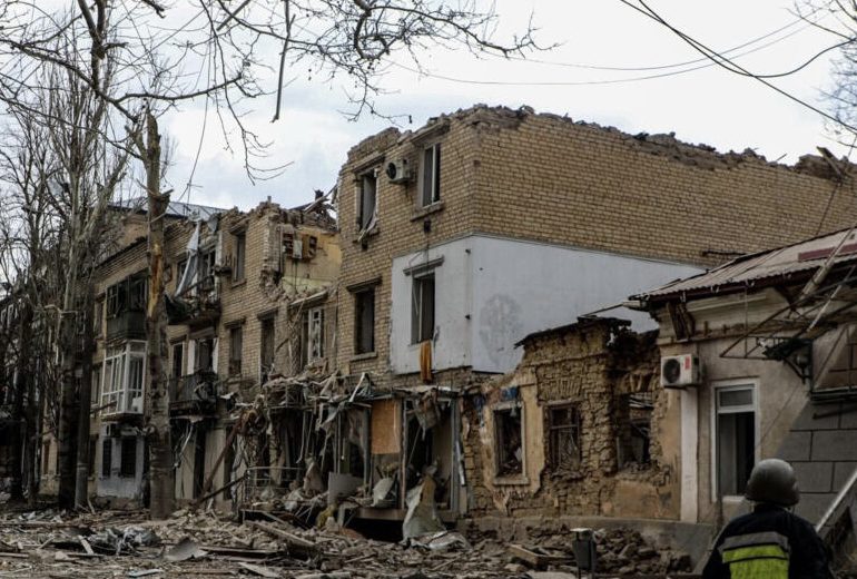 Al menos cuatro muertos en un ataque ruso en el sur de Ucrania