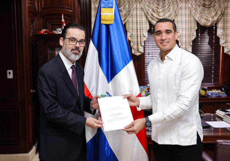 MIREX recibe Copias de Estilo de las Cartas Credenciales del nuevo embajador designado de Brasil