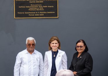 Bienes Nacionales inaugura remodelado edificio para las oficinas gubernamentales en Barahona