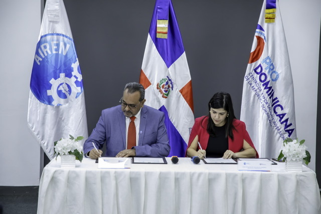 ProDominicana e Industriales de Región Norte firman acuerdo a favor de las empresas del Cibao