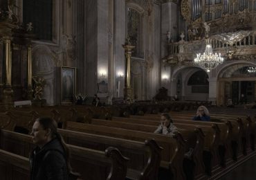 Dimite un arzobispo de Polonia acusado de encubrir agresiones sexuales a menores
