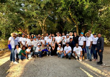 Fundación Cap Cana realiza jornada masiva de repoblación de la Rosa de Bayahíbe