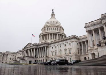 El Senado de EEUU revela acuerdo sobre inmigración y ayuda a Ucrania