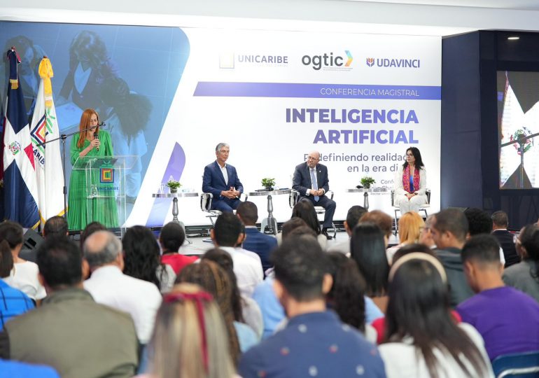 UNICARIBE, OGTIC y UDavinci de México realizan conferencia magistral sobre Inteligencia Artificial