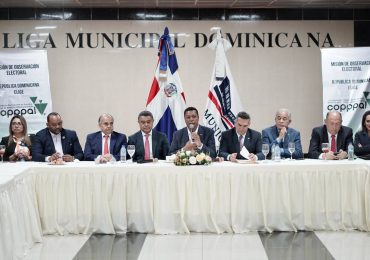 Observadores internacionales visitan Liga Municipal Dominicana