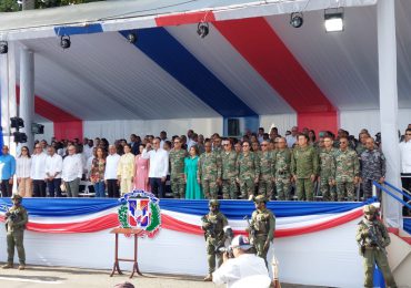 Presidente Abinader encabeza desfile de militares y policías por 180 Aniversario de la Independencia Nacional
