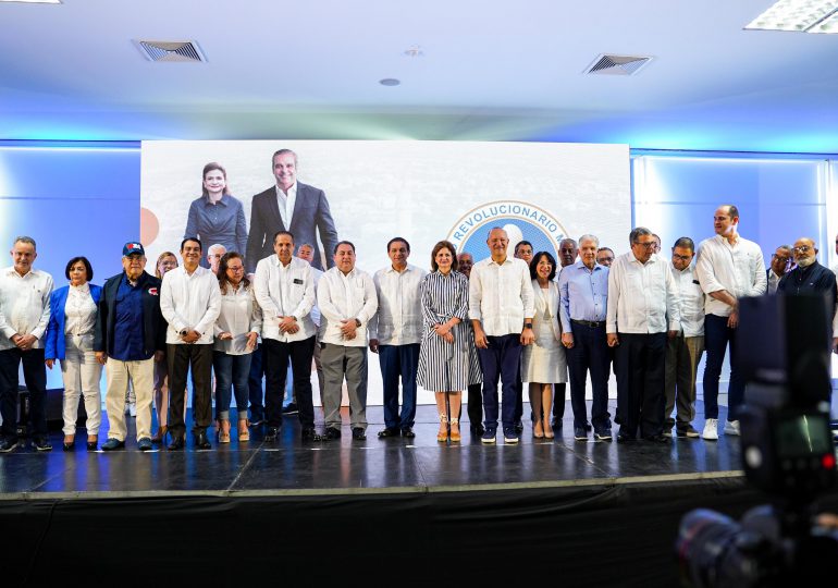 Frente de Salud del PRM anuncia respaldo a Ulises Rodríguez y a Daniel Rivera, candidatos a alcalde y senador por Santiago