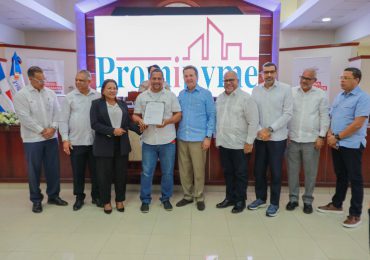 PROMIPYME, entrega RD$95 millones de pesos a 618 emprendedores
