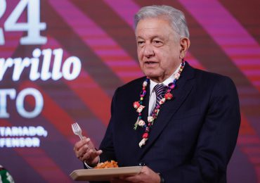 López Obrador pide a Biden levantar sanciones a Cuba y Venezuela