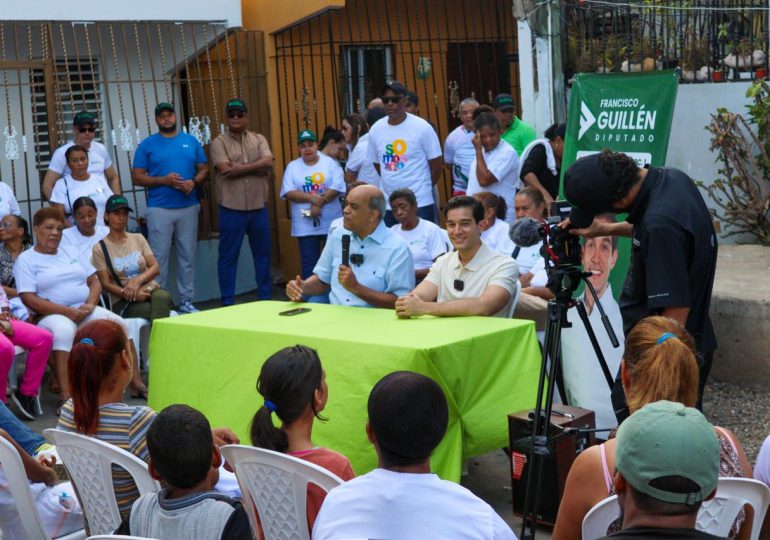 Francisco Guillén continúa Conversatorios Comunitarios para escuchar inquietudes de capitaleños