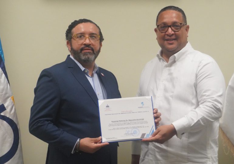 Hospital Materno Dr. Reynaldo Almànzar es reconocido por el INAP