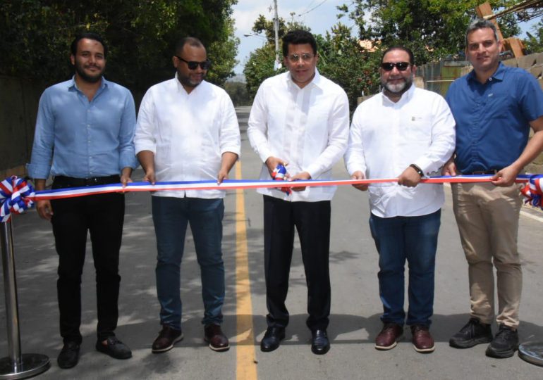 Ministro de Turismo inaugura obra en Jarabacoa por un monto superior a los 80 millones de pesos