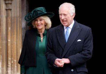 El rey Carlos III asiste a las ceremonias de Pascua