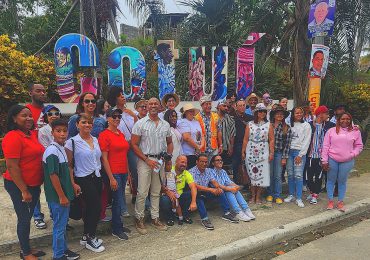 Adompretur visitó carnaval provincia Sánchez Ramírez