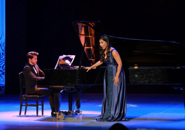 Cierra con éxito gira “180 Recital Tour” de la soprano Nathalie Peña Comas