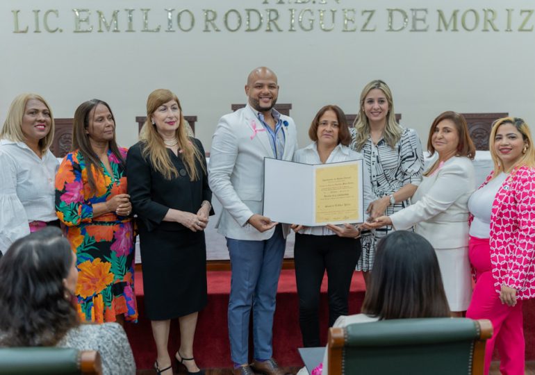 Destacadas mujeres son reconocidas por la Alcaldía del DN como "Heroínas de la Cotidianidad" por su aporte a la comunidad